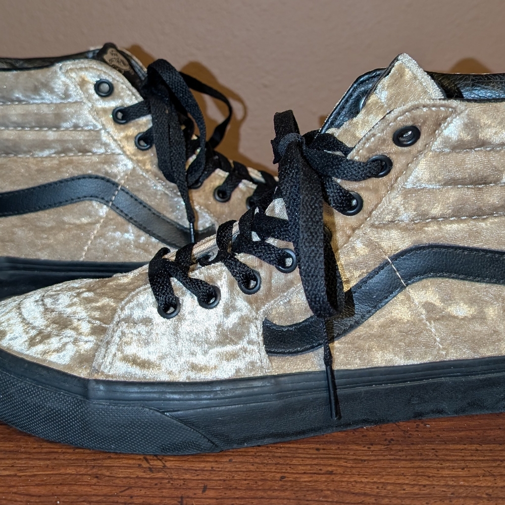 Vans Sk8  High-Top Sneakers in Black and Tan